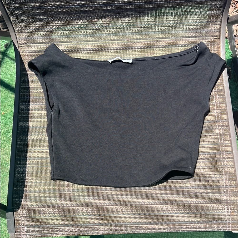 Elegant Black and White Women's Crop Top